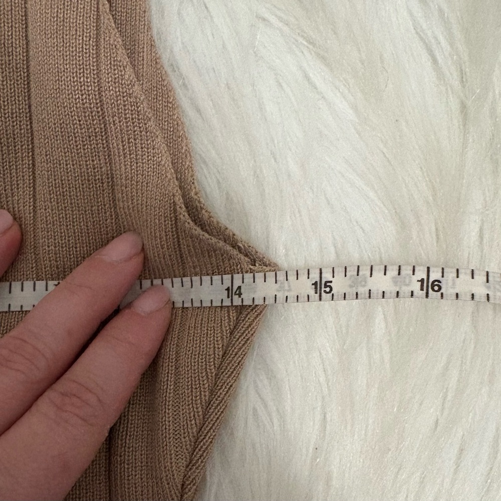 Tan Ribbed Top - Picture 3 of 4